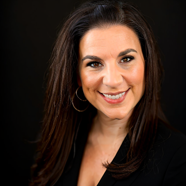 Kendra Ellis's Headshot for EES